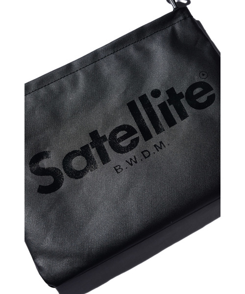 Satellite(サテライト)の「【 Satellite / サテライト 】 BASIC SACOCHE / ベーシックサコッシュ / サコッシュ / ミニショルダー(ショルダーバッグ・レディース・ブラック/ブラック系その他/レッド/パープル/ライム/オレンジ・FREE)」の8枚目の写真