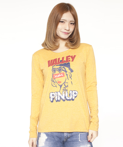 X-girl（エックスガール）の「PIN-UP GIRL L/S TEE（Tシャツ/カットソー・レディース・ホワイト/ブラック/イエロー/ネイビー・1/2）」の4枚目の写真