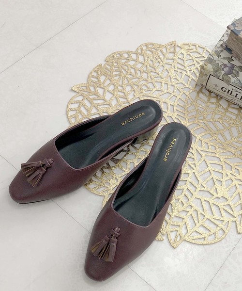 archives（アルシーヴ）の「タッセルバブーシュ（パンプス・レディース・ブラック/ブラウン・MEDIUM/LARGE）」の2枚目の写真