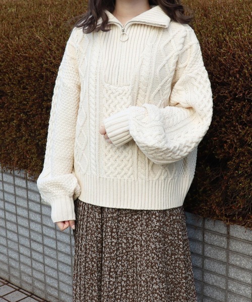 PairPair(ペアペア)の「ケーブル編みハーフジッププルオーバー(ニット/セーター・レディース・モカ/アイボリー/オリーブ・FREE)」の7枚目の写真