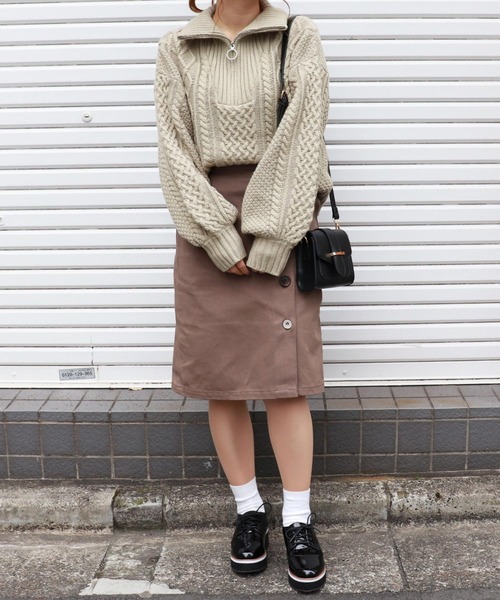 PairPair(ペアペア)の「ケーブル編みハーフジッププルオーバー(ニット/セーター・レディース・モカ/アイボリー/オリーブ・FREE)」の11枚目の写真