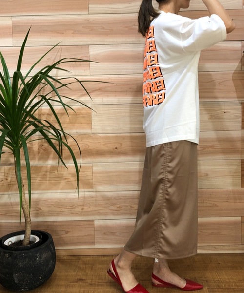 SUPERTHANKS（スーパーサンクス）の「立体プリントオーバーサイズTシャツ（ユニセックス） ビッグシルエット バックプリント（Tシャツ/カットソー・メンズ・ホワイト/ブラック/ベージュ/ブラック×ブラック/ホワイト系その他・SMALL/MEDIUM/LARGE/L/M）」の9枚目の写真