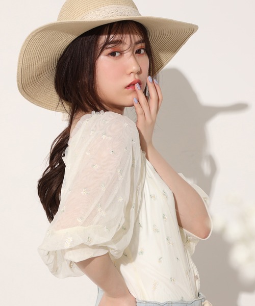 one after another NICE CLAUP(ワンアフターアナザーナイスクラップ)の「マーガレット刺繍ブラウス(シャツ/ブラウス・レディース・ライトグレー/ブラック/アイボリー・FREE)」の11枚目の写真