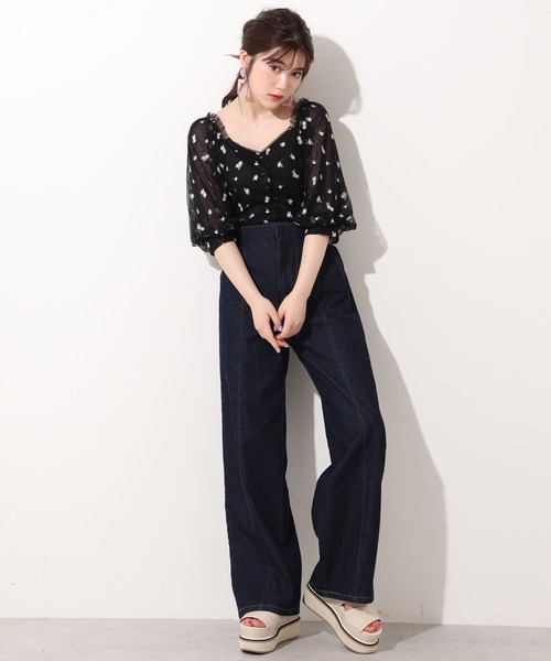 one after another NICE CLAUP(ワンアフターアナザーナイスクラップ)の「マーガレット刺繍ブラウス(シャツ/ブラウス・レディース・ライトグレー/ブラック/アイボリー・FREE)」の21枚目の写真