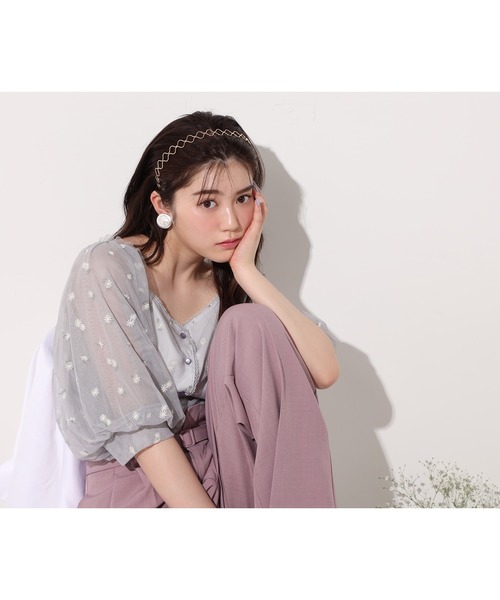 one after another NICE CLAUP(ワンアフターアナザーナイスクラップ)の「マーガレット刺繍ブラウス(シャツ/ブラウス・レディース・ライトグレー/ブラック/アイボリー・FREE)」の17枚目の写真