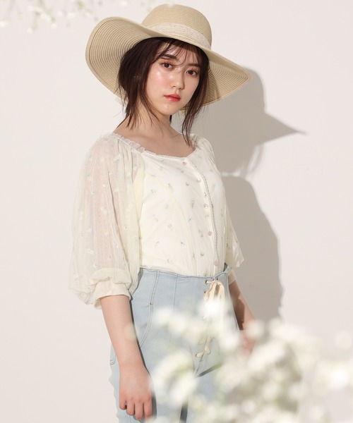 one after another NICE CLAUP(ワンアフターアナザーナイスクラップ)の「マーガレット刺繍ブラウス(シャツ/ブラウス・レディース・ライトグレー/ブラック/アイボリー・FREE)」の13枚目の写真