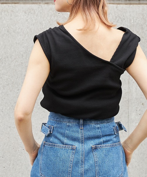 FUN.TRINITY（ファン トリニティー）の「アシメショルダータンク（タンクトップ・レディース・ブラック/ベージュ/グリーン・M）」の16枚目の写真