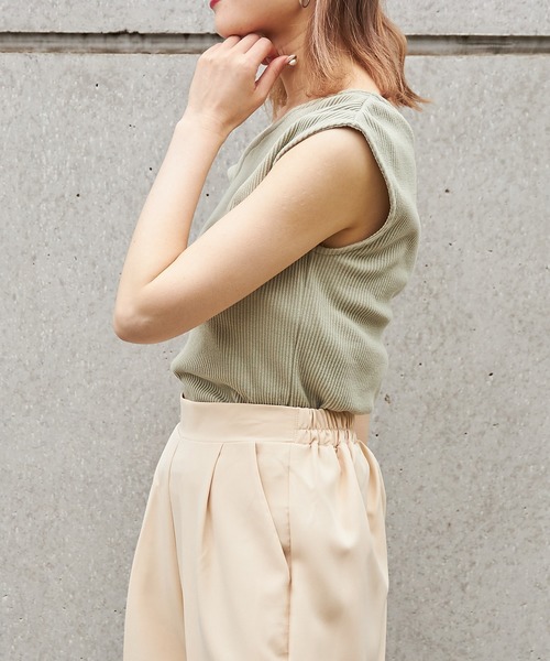 FUN.TRINITY（ファン トリニティー）の「アシメショルダータンク（タンクトップ・レディース・ブラック/ベージュ/グリーン・M）」の12枚目の写真