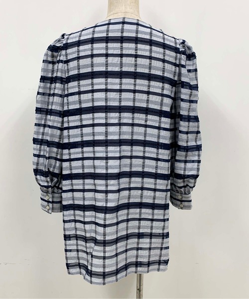 BE NEAT（ビーニート）の「【日本製】パフスリーブチェックブラウス（シャツ/ブラウス・レディース・ネイビー/アイボリー・M）」の20枚目の写真
