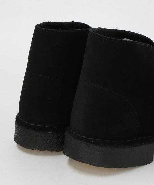 Clarks(クラークス)の「<CLARKS>スエードデザートブーツ ◇(ブーツ・レディース・ブラック/ブラウン・4/5/6)」の4枚目の写真