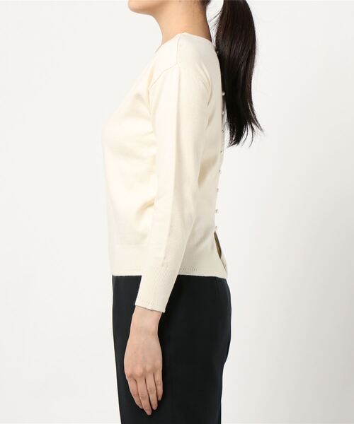 FEERICHELU（フェリーシェル）の「ニット パールボタン バック FEERICHELU（ニット/セーター・レディース・ブラック/アイボリー/ピンクベージュ・M/S）」の10枚目の写真