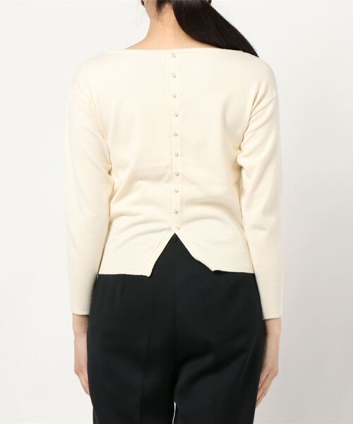 FEERICHELU（フェリーシェル）の「ニット パールボタン バック FEERICHELU（ニット/セーター・レディース・ブラック/アイボリー/ピンクベージュ・M/S）」の11枚目の写真