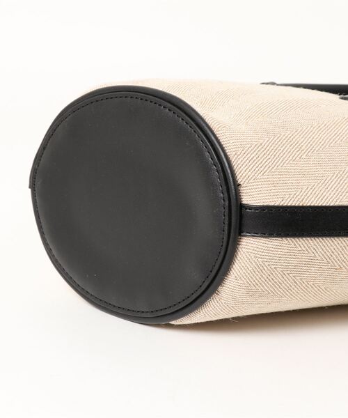 cache cache(カシュ カシュ)の「・cache cache 巾着付き丸底トートバッグ(トートバッグ・レディース・ブラック/カーキ/イエロー・FREE)」の9枚目の写真