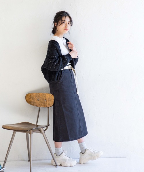 Mysa&Liina(ミーサリーナ)の「メッシュスカシ柄ニットカーディガン(カーディガン/ボレロ・レディース・ブラック/ブラウン/オフホワイト/ブルー・M)」の15枚目の写真