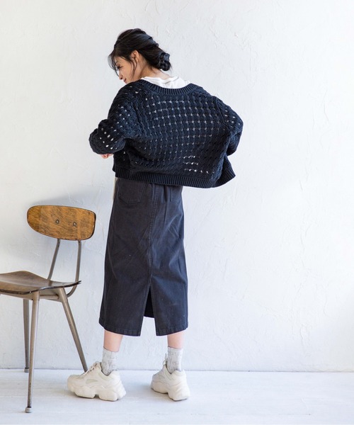 Mysa&Liina(ミーサリーナ)の「メッシュスカシ柄ニットカーディガン(カーディガン/ボレロ・レディース・ブラック/ブラウン/オフホワイト/ブルー・M)」の16枚目の写真