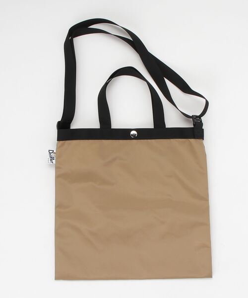 Drifter（ドリフター）の「【Drifter】ELEMENTARY TOTE 軽量ナイロン2WAYトートバッグ ドリフター（トートバッグ・レディース・ベージュ/ブラック/アニマル/その他/ダークブラウン/その他2/ベージュ系その他2/その他4/その他3/グリーン/その他5/その他8/レオパード/その他6/その他7・FREE）」の5枚目の写真