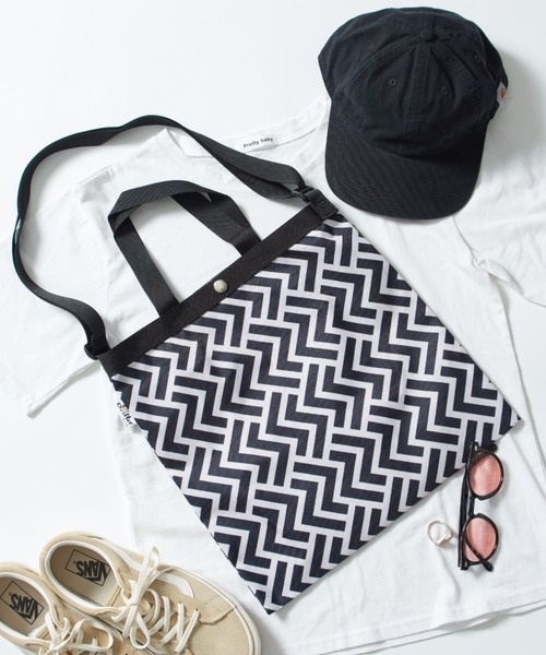 Drifter（ドリフター）の「【Drifter】ELEMENTARY TOTE 軽量ナイロン2WAYトートバッグ ドリフター（トートバッグ・レディース・ベージュ/ブラック/アニマル/その他/ダークブラウン/その他2/ベージュ系その他2/その他4/その他3/グリーン/その他5/その他8/レオパード/その他6/その他7・FREE）」の10枚目の写真