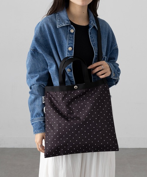 Drifter（ドリフター）の「【Drifter】ELEMENTARY TOTE 軽量ナイロン2WAYトートバッグ ドリフター（トートバッグ・レディース・ベージュ/ブラック/アニマル/その他/ダークブラウン/その他2/ベージュ系その他2/その他4/その他3/グリーン/その他5/その他8/レオパード/その他6/その他7・FREE）」の14枚目の写真