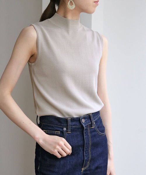HER CLOSET(ハークローゼット)の「【cheriella】イージーケアドライタッチノースリーブサマーニット(ニット/セーター・レディース・ホワイト/ブラック/ピンク/ブルー/スモークピンク/グレイッシュベージュ・M)」の22枚目の写真