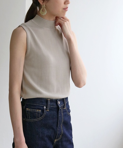 HER CLOSET(ハークローゼット)の「【cheriella】イージーケアドライタッチノースリーブサマーニット(ニット/セーター・レディース・ホワイト/ブラック/ピンク/ブルー/スモークピンク/グレイッシュベージュ・M)」の13枚目の写真