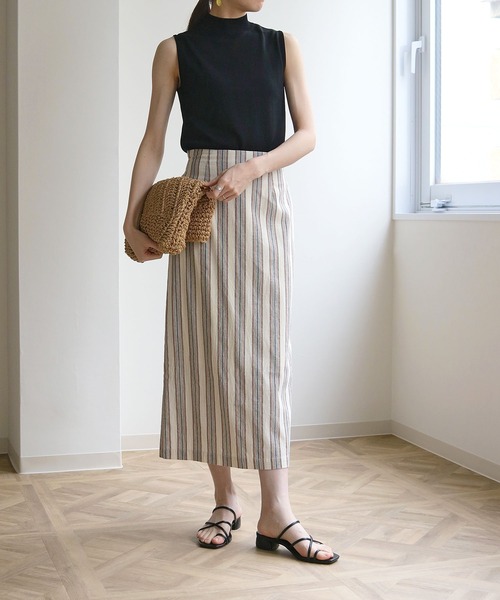 HER CLOSET(ハークローゼット)の「【cheriella】イージーケアドライタッチノースリーブサマーニット(ニット/セーター・レディース・ホワイト/ブラック/ピンク/ブルー/スモークピンク/グレイッシュベージュ・M)」の17枚目の写真