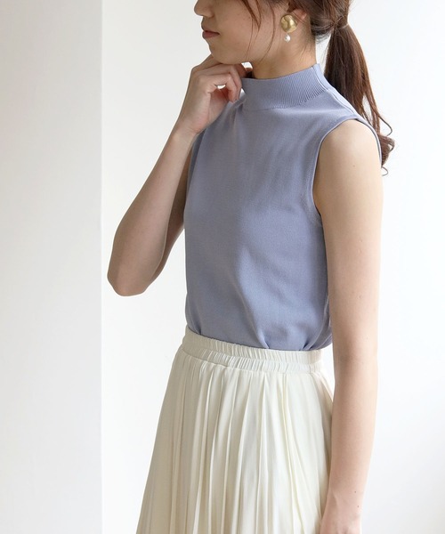 HER CLOSET(ハークローゼット)の「【cheriella】イージーケアドライタッチノースリーブサマーニット(ニット/セーター・レディース・ホワイト/ブラック/ピンク/ブルー/スモークピンク/グレイッシュベージュ・M)」の18枚目の写真