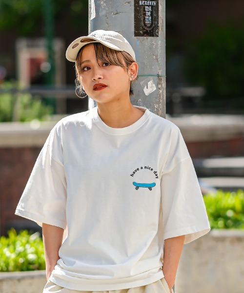 SIDEWAY STANCE（サイドウェイスタンス）の「【SIDEWAY STANCE】スケボー＆ロゴ プリント 半袖Tシャツ（Tシャツ/カットソー・メンズ・グレイッシュベージュ/ブラック/ホワイト/モスグリーン/チャコール/パープル・LARGE/X-LARGE/MEDIUM）」の13枚目の写真