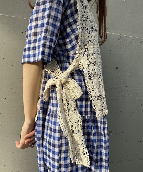 AS KNOW AS de base（アズノゥアズドゥバズ）の「レースサイドリボンベスト（ベスト・レディース・ブラック/ベージュ/オフホワイト/サックスブルー/チャコールグレー/カーキ・FREE）」の10枚目の写真