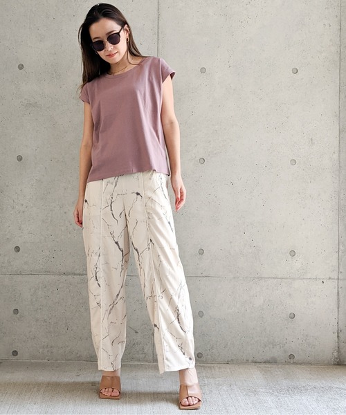 Per sist ence（パーシエンス）の「Per sist ence/パーシエンス　大理石プリント ストレートパンツ（その他パンツ・レディース・アイボリー/オレンジ/グレー・FREE）」の6枚目の写真