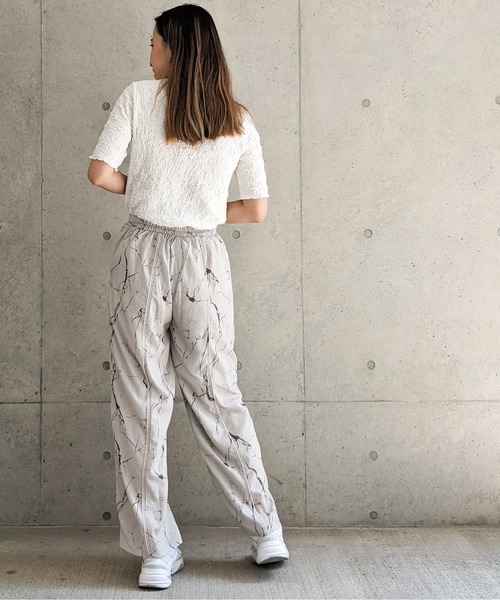 Per sist ence（パーシエンス）の「Per sist ence/パーシエンス　大理石プリント ストレートパンツ（その他パンツ・レディース・アイボリー/オレンジ/グレー・FREE）」の19枚目の写真