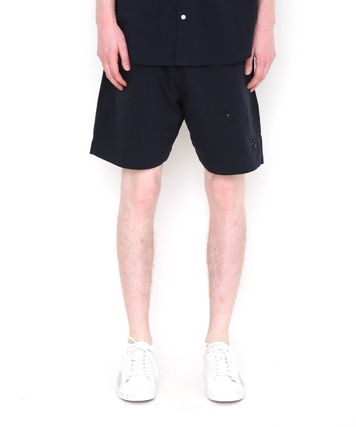 Design Tshirts Store graniph(デザイン ティーシャツ ストア グラニフ)の「ビューティフルシャドーコーション|ショートパンツ(その他パンツ・メンズ・ネイビー・SMALL/MEDIUM/LARGE)」の1枚目の写真