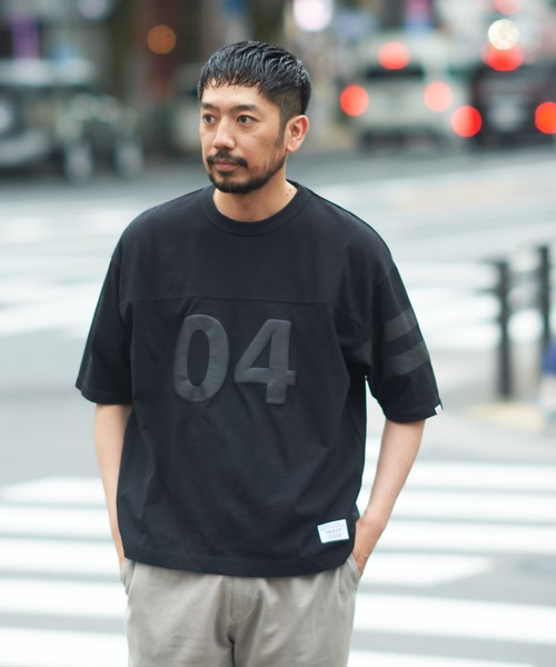 CIAOPANIC TYPY（チャオパニックティピー）の「USAコットンナンバリングフットボールTee（Tシャツ/カットソー・メンズ・ホワイト/ブラック・MEDIUM/LARGE）」の4枚目の写真
