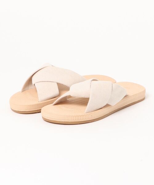 STYLEBLOCK(スタイルブロック)の「ツイストデザインフラットサンダル(サンダル・レディース・ブラック/イエロー/ベージュ・37/36/35/38/39)」の7枚目の写真