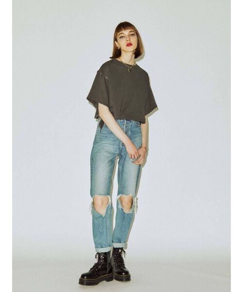 jouetie(ジュエティ)の「クロップドシャーリング2WAYトップス(Tシャツ/カットソー・レディース・オフホワイト/ブラック/ピンク・MEDIUM)」の9枚目の写真