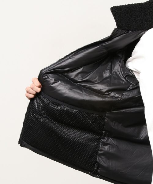 ROARK REVIVAL（ロアークリバイバル）の「【ROARK】ROARK x WILDTHINGS - HAPPY JACKET 2TONE（ダウンジャケット/コート・メンズ・ベージュ/ブラック・MEDIUM/X-LARGE/LARGE）」の4枚目の写真