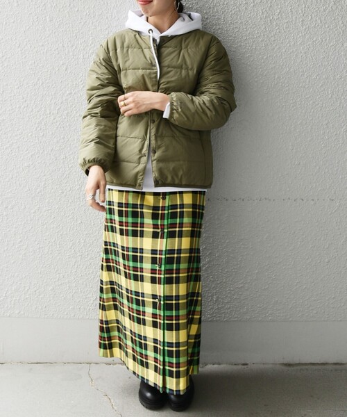 TAION（タイオン）の「【SHIPS any別注】TAION: リバーシブル ステッチレス ダウン ジャケット◇（ダウンジャケット/コート・メンズ・ブラック/ベージュ/ネイビー/オリーブ/グレー/ダークブルー/ブラック系その他・SMALL/MEDIUM/LARGE/X-LARGE）」の21枚目の写真