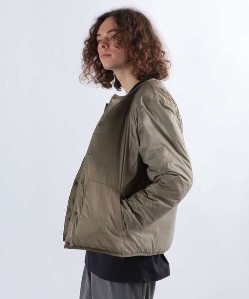 TAION（タイオン）の「【SHIPS any別注】TAION: リバーシブル ステッチレス ダウン ジャケット◇（ダウンジャケット/コート・メンズ・ブラック/ベージュ/ネイビー/オリーブ/グレー/ダークブルー/ブラック系その他・SMALL/MEDIUM/LARGE/X-LARGE）」の14枚目の写真