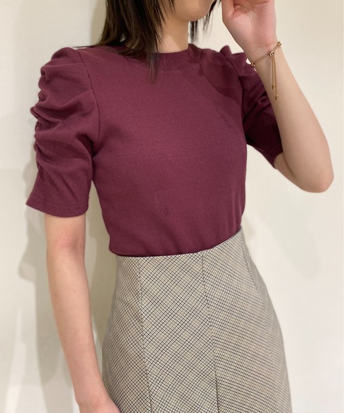 NOMAE(ノーマエ)の「【NOMAE】ギャザースリーブカットソー(Tシャツ/カットソー・レディース・ホワイト/ブラック/ベージュ/パープル・FREE)」の4枚目の写真