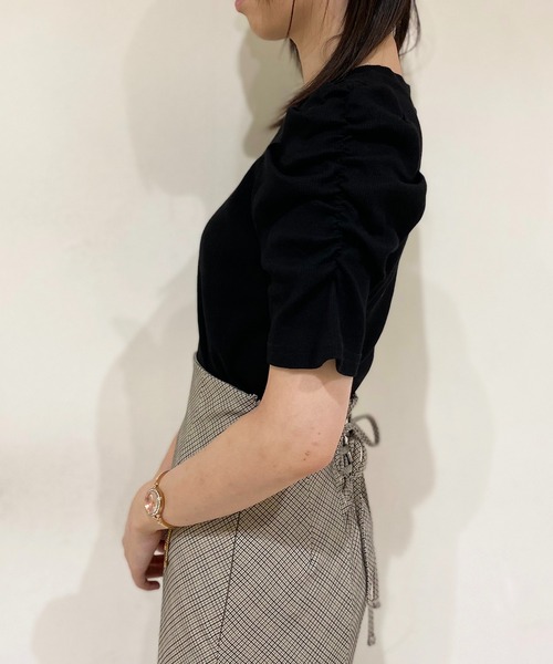 NOMAE(ノーマエ)の「【NOMAE】ギャザースリーブカットソー(Tシャツ/カットソー・レディース・ホワイト/ブラック/ベージュ/パープル・FREE)」の10枚目の写真