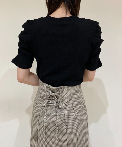 NOMAE(ノーマエ)の「【NOMAE】ギャザースリーブカットソー(Tシャツ/カットソー・レディース・ホワイト/ブラック/ベージュ/パープル・FREE)」の11枚目の写真