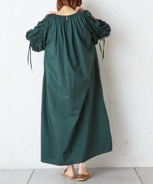 CIAOPANIC TYPY(チャオパニックティピー)の「ギャザースリーブワンピース(ワンピース・レディース・ホワイト/ブラック/グリーン・ONE SIZE)」の11枚目の写真