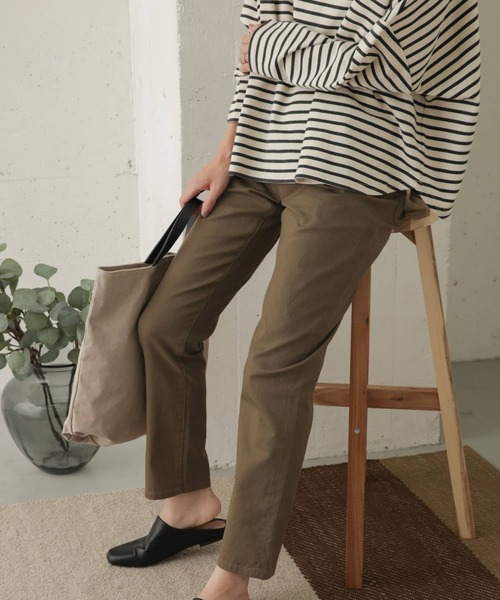 URBAN RESEARCH DOORS(アーバンリサーチドアーズ)の「コットンストレッチ5Pパンツ(その他パンツ・レディース・ベージュ/ナチュラル/グリーン系その他・36/38)」の1枚目の写真