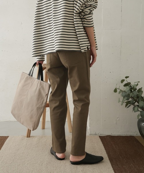 URBAN RESEARCH DOORS(アーバンリサーチドアーズ)の「コットンストレッチ5Pパンツ(その他パンツ・レディース・ベージュ/ナチュラル/グリーン系その他・36/38)」の13枚目の写真