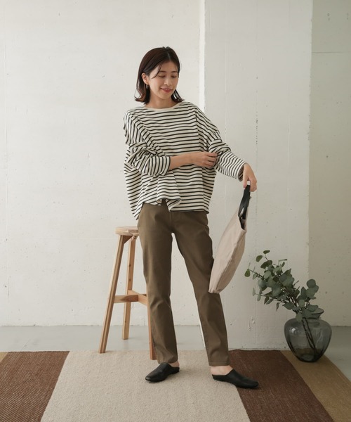 URBAN RESEARCH DOORS(アーバンリサーチドアーズ)の「コットンストレッチ5Pパンツ(その他パンツ・レディース・ベージュ/ナチュラル/グリーン系その他・36/38)」の6枚目の写真