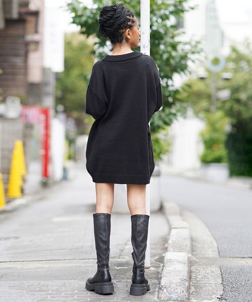 X-girl（エックスガール）の「OVERSIZED KNIT TOP（ニット/セーター・レディース・ライトブルー/ブラック/マルチ・ONE SIZE）」の9枚目の写真