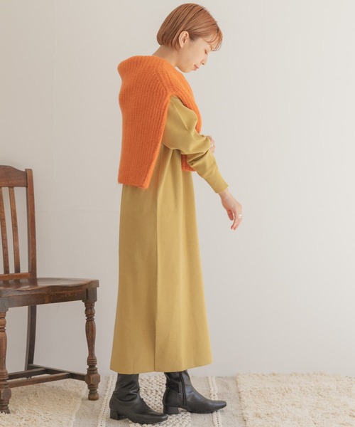 ITEMS URBANRESEARCH（アイテムズ アーバンリサーチ）の「クルーネックニットロングワンピース（ワンピース・レディース・オフホワイト/グリーン/ブラック/イエロー/ベージュ・FREE）」の18枚目の写真