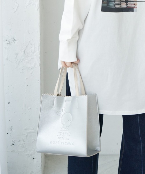 ROPE' PICNIC(ロペピクニック)の「【INIC Coffee×ROPE' PICNIC】メタリックエンボスミドルトートバッグ(トートバッグ・レディース・ゴールド/シルバー・FREE)」の13枚目の写真