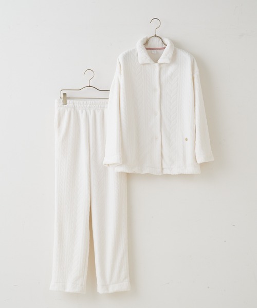 TERRITOIRE（テリトワール）の「LADIES ふんわりシャーリングパジャマ 上下セット（ルームウェア/パジャマ・レディース・チャコールグレー/ピンク/ネイビー/オフホワイト・FREE）」の5枚目の写真