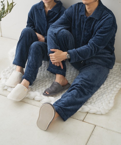 TERRITOIRE（テリトワール）の「LADIES ふんわりシャーリングパジャマ 上下セット（ルームウェア/パジャマ・レディース・チャコールグレー/ピンク/ネイビー/オフホワイト・FREE）」の22枚目の写真