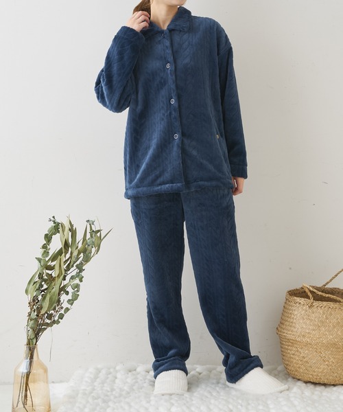 TERRITOIRE（テリトワール）の「LADIES ふんわりシャーリングパジャマ 上下セット（ルームウェア/パジャマ・レディース・チャコールグレー/ピンク/ネイビー/オフホワイト・FREE）」の16枚目の写真